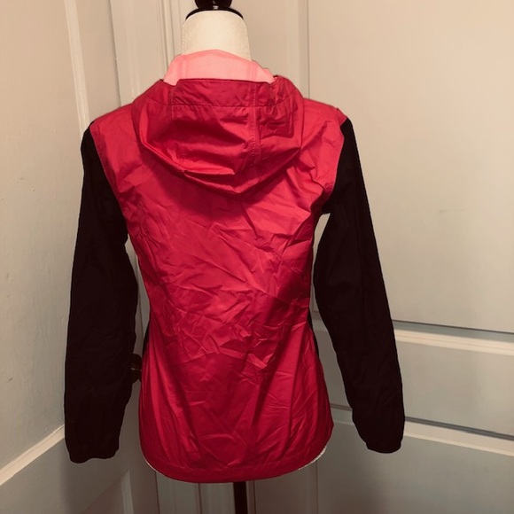 The North Face Size Large 14-16 yr old windbreaker - Picture 4 of 7